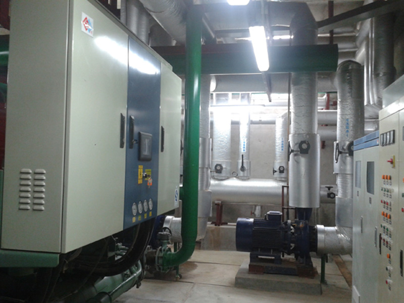 星河國際假日酒店中央空調(diào)、熱水項目