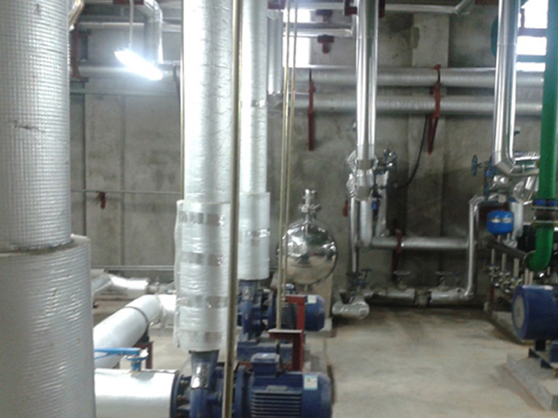 星河國際假日酒店中央空調(diào)、熱水項目圖片3