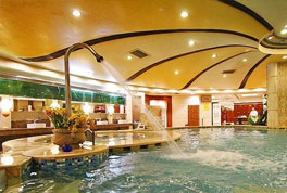 空氣能熱泵取代燃煤鍋爐，成為洗浴中心優(yōu)選設(shè)備