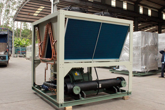 工業(yè)冷水機(jī)漏油故障該怎么解決？