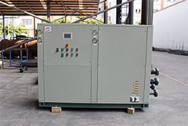 是不是渦旋式冷水機(jī)，看有沒(méi)有氣壓表就知道了