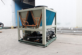 無(wú)論是冷水機(jī)還是熱泵，恒星只給客戶提供滿意的機(jī)組