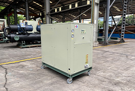 簡(jiǎn)單方便，工業(yè)箱式冷水機(jī)開(kāi)辟新市場(chǎng)