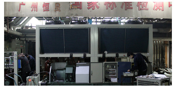 風(fēng)冷螺桿冷水機組多項措施保護，運行可靠